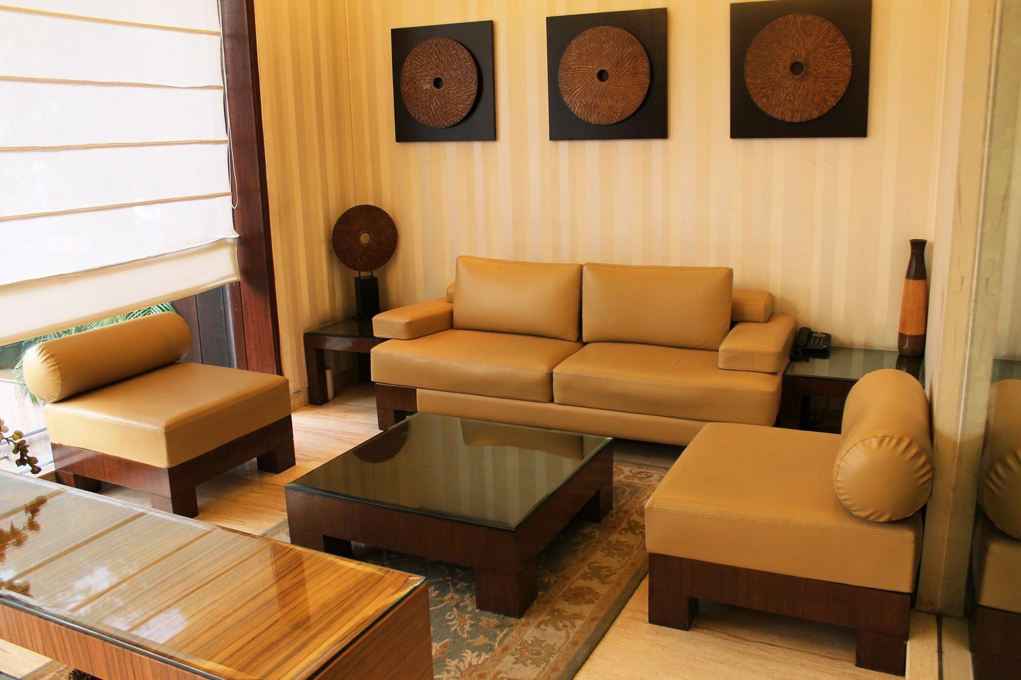 Indus Biznotel Nueva Delhi Exterior foto